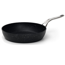 The Rock 10 Frypan w/Stainless Handle