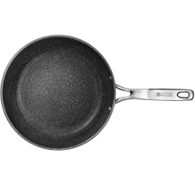 The Rock 9.5 Frypan w/Stainless Handle