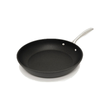 The Rock Diamond 8 Fry Pan
