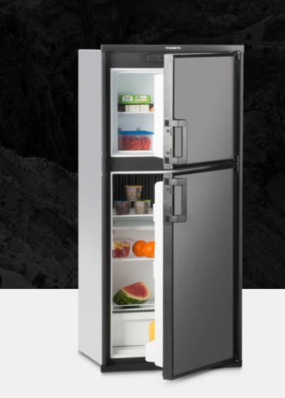 Dometic DM2672RB1 Refrigerator / Freezer