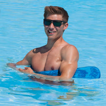 AIRHEAD Sun Comfort Noodle Foam Pool Float Raspberry Swirl